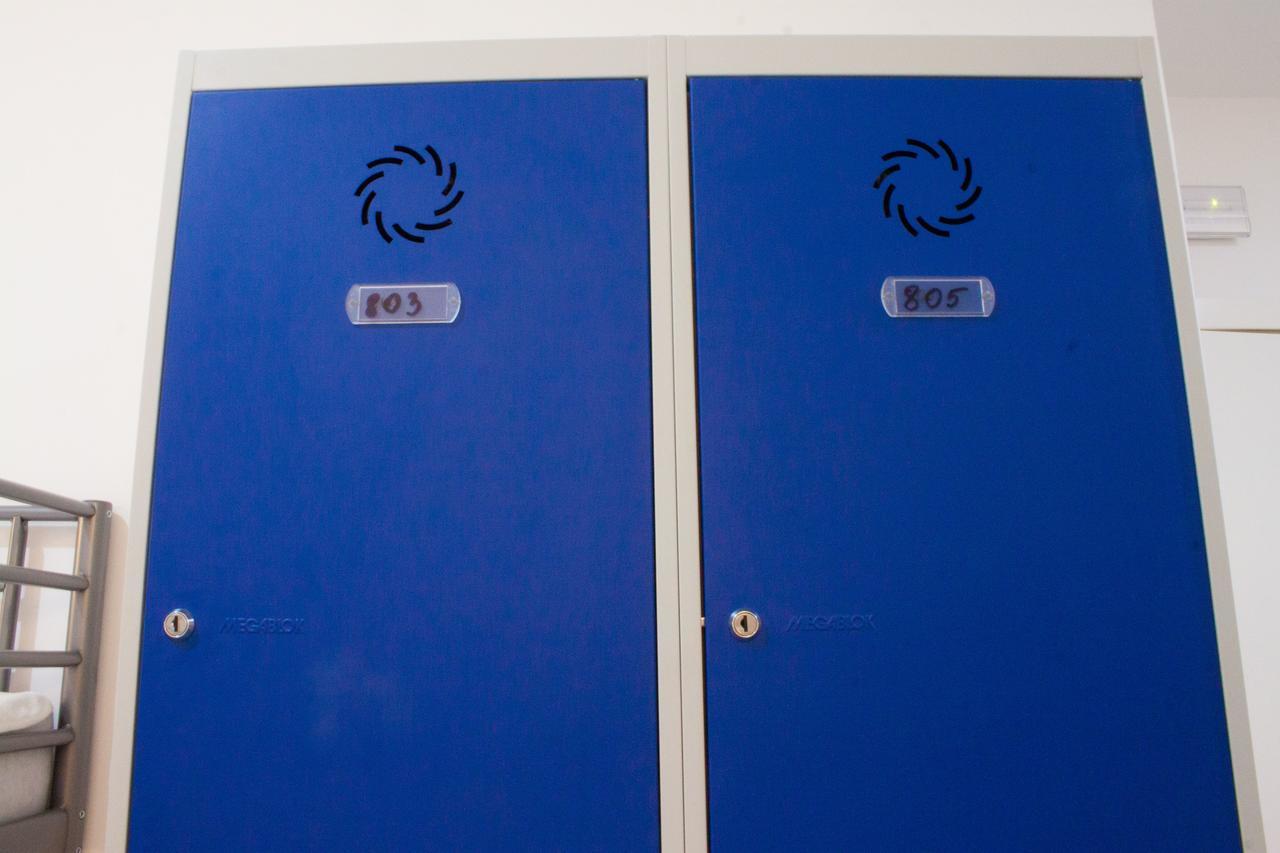 Pil Pil Hostel Madrid Eksteriør billede
