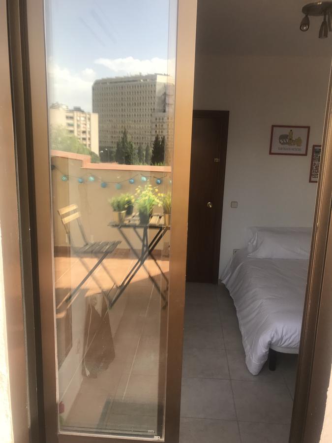 Pil Pil Hostel Madrid Eksteriør billede