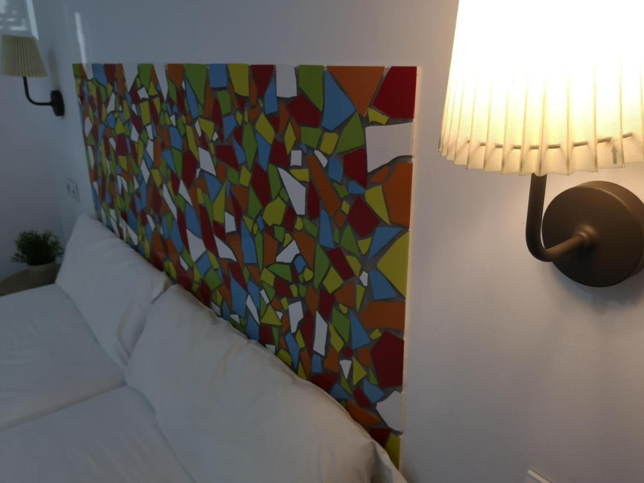 Pil Pil Hostel Madrid Eksteriør billede